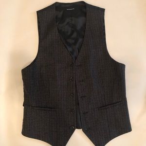 Black and Grey vest